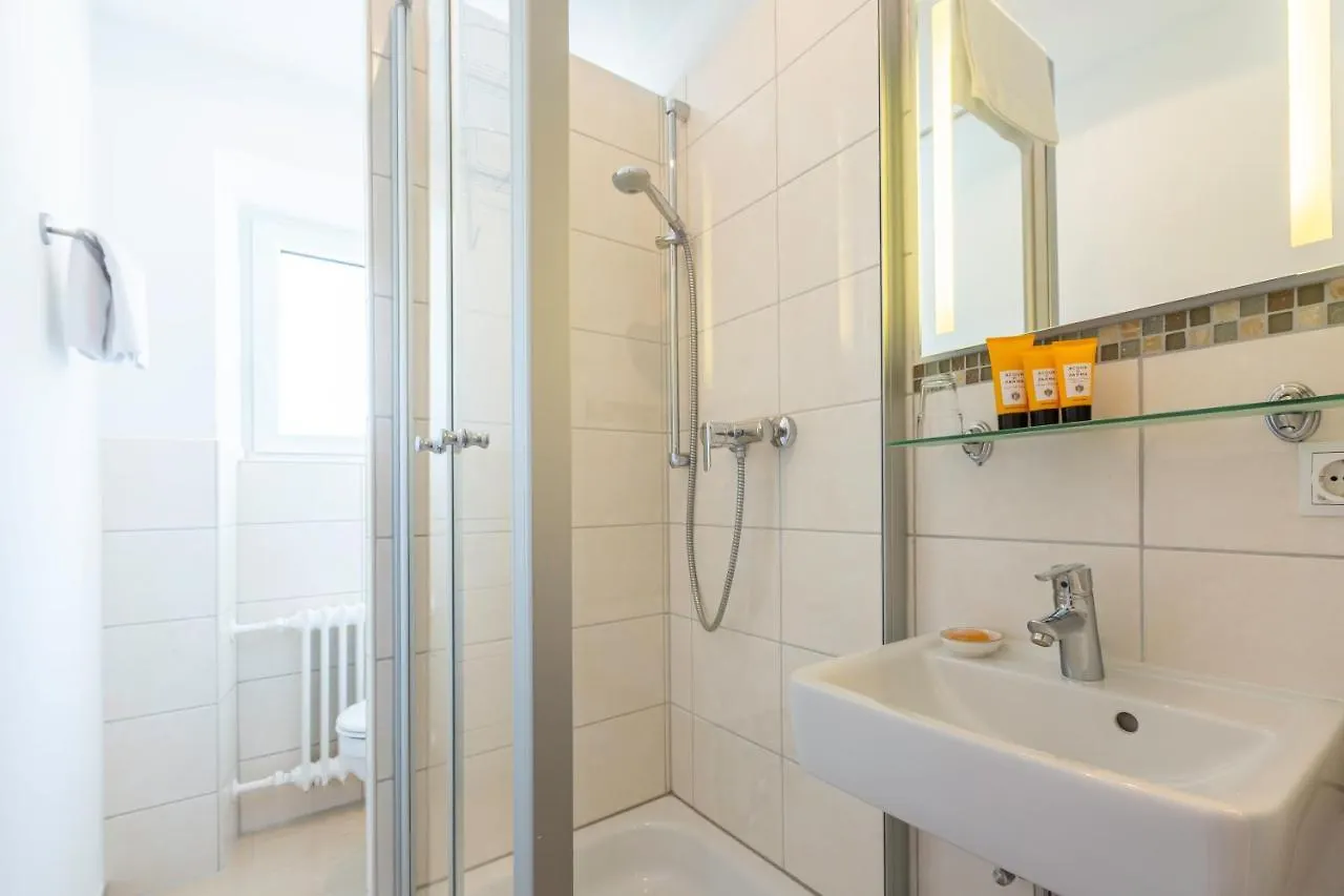 Hotel Berlin Tegernsee Rottach-Egern 0*,