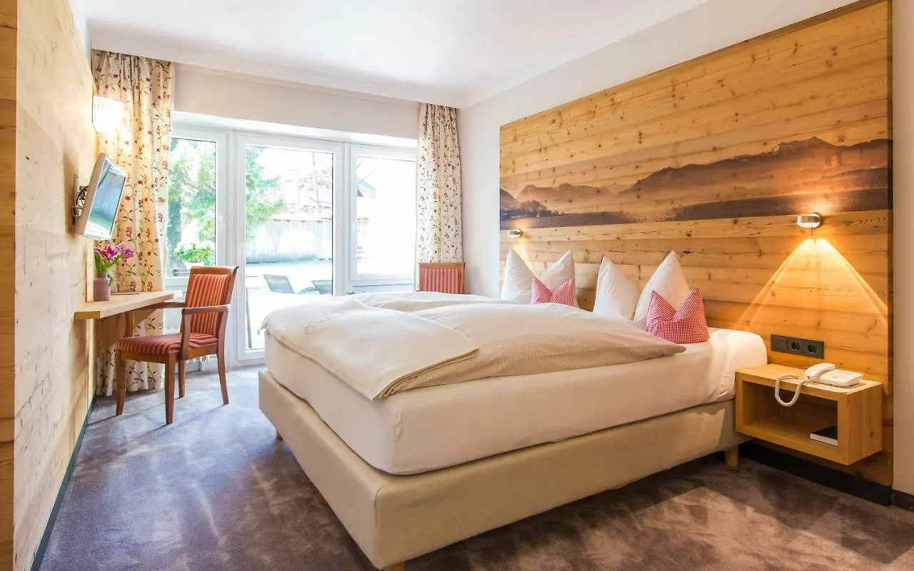 Hotel Berlin Tegernsee Rottach-Egern 0*,