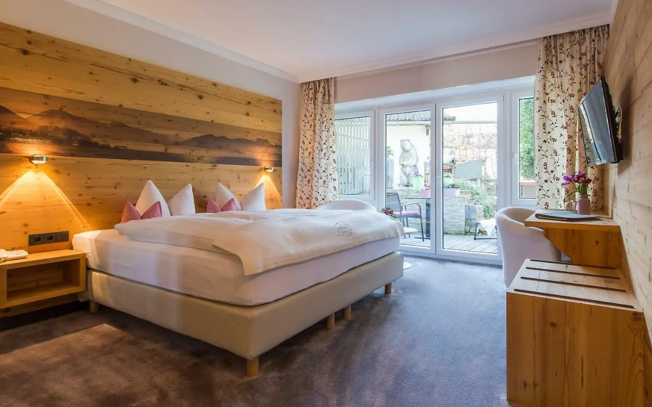 Hotel Berlin Tegernsee Rottach-Egern 0*,  Germany